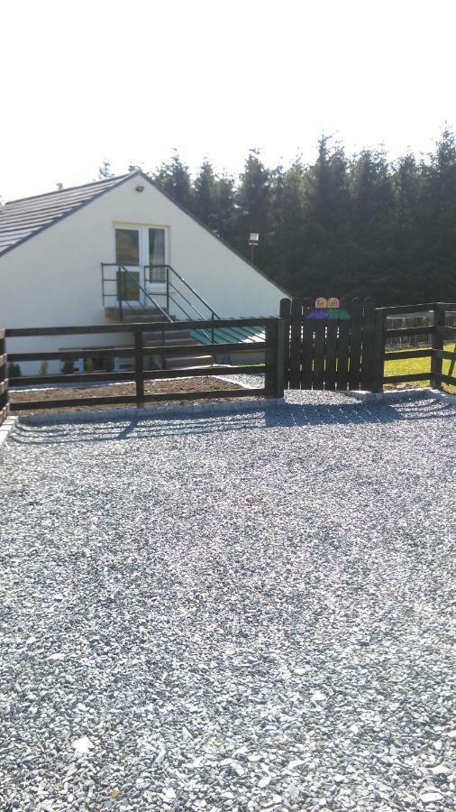 The Lodge Guesthouse Brittas Экстерьер фото